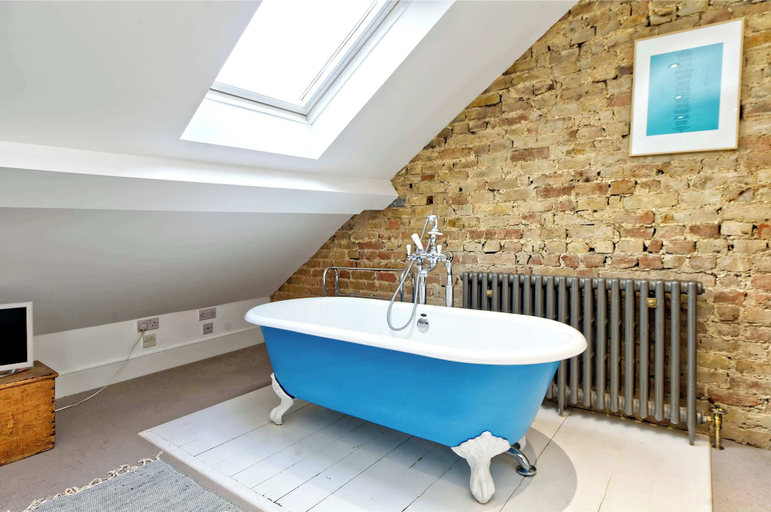 Bathroom 3, 4 Bedroom House, Barnes, London