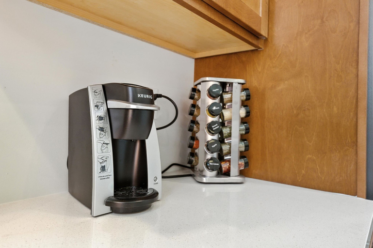 Coffee and/or coffee maker 2, 500 House - Unit C 1 Bedroom Townhouse, Ozaukee