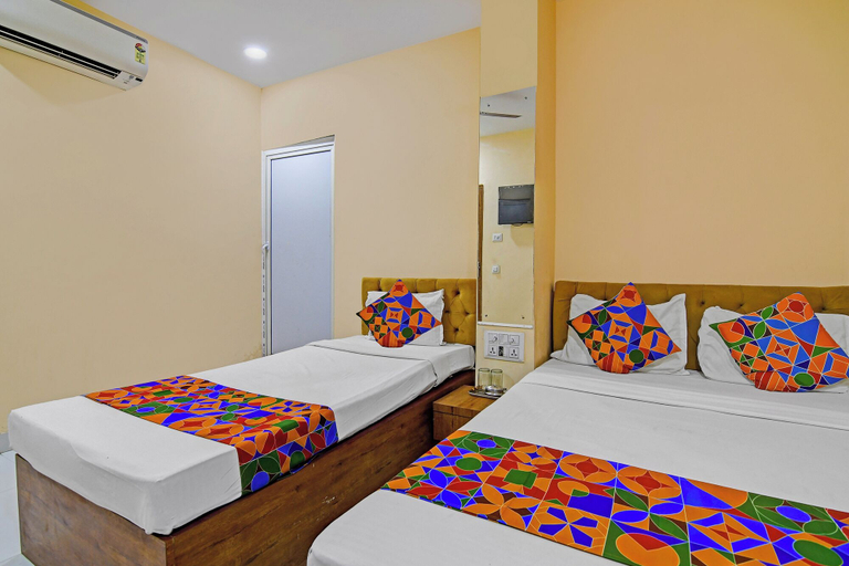 Bedroom 3, Via Philips, Kolkata