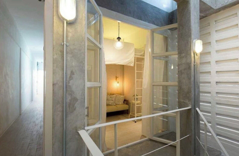 Room 3, TWH Hostel Bangkok, Wattana