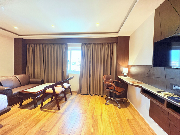 Room 2, ROYAL GRAND HERITAGE PURI, Puri