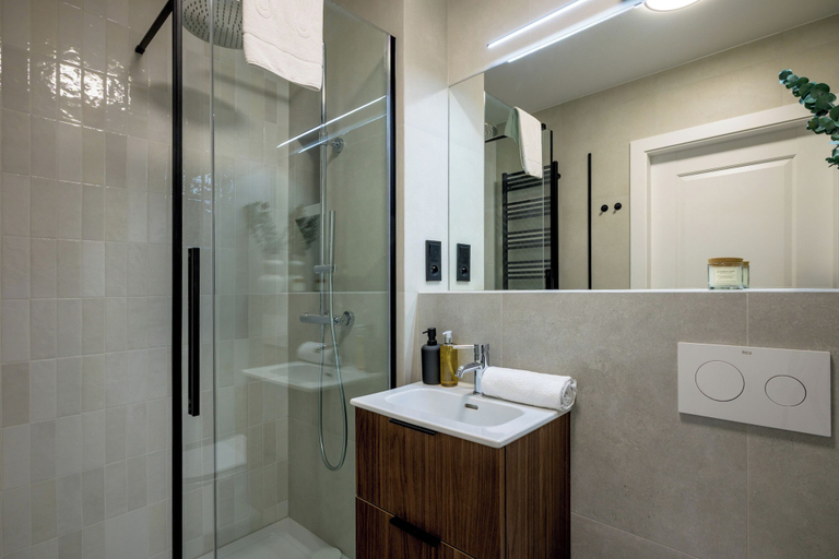 Bathroom 3, RentPlanet - Apartament Braniborska IV, Środa Śląska