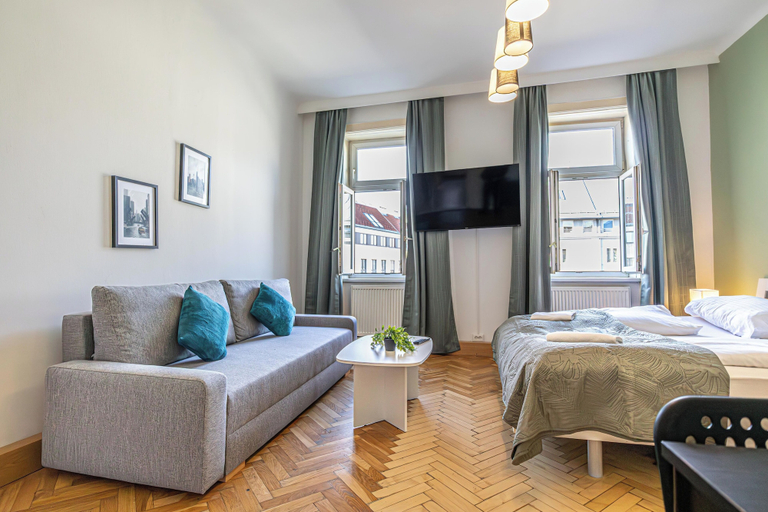 Room 5, Comfy 2BR Apt Long Stay Matzleinsdorfer, Wien