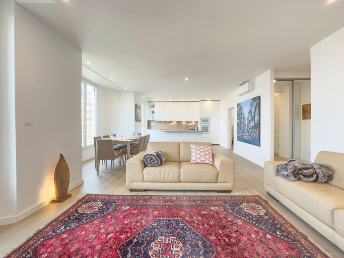 Room 2, Le Duplex in Cannes With 4 Bedrooms and 3 Bathrooms, Alpes-Maritimes