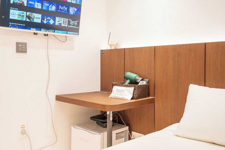 Room 2, Harujae Myeongdong, Jung