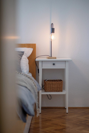Room 2, Zozo, Modern Two-Bedroom Suite, Split