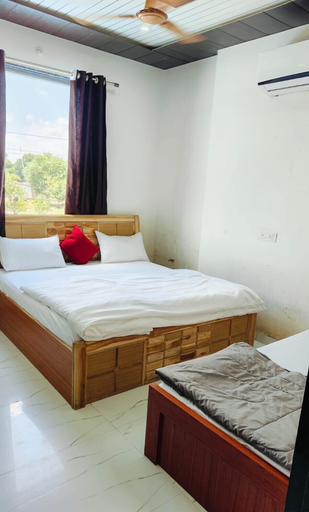 Room 5, Ram Basant Hotel & Resturant, Sikar