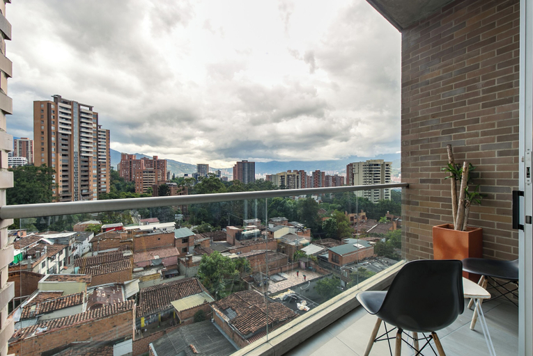 Balcony view 4, Soul Lifestyle Apartments, Medellín