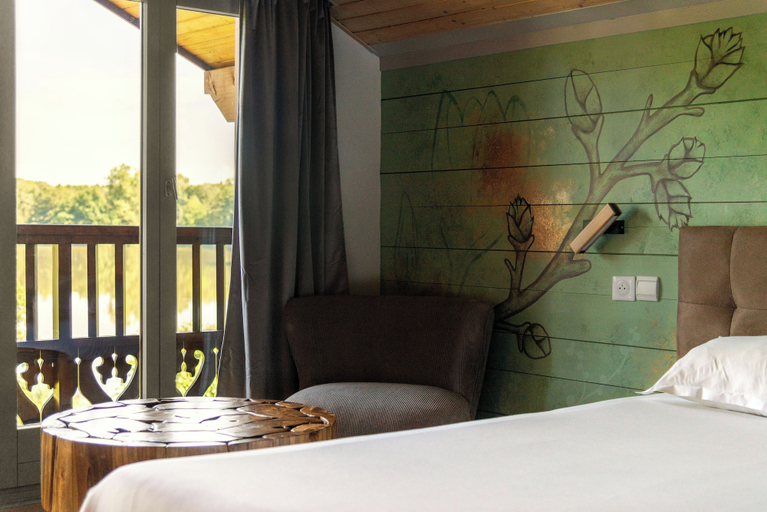 Bedroom 2, L'Arborescence, Haute-Savoie
