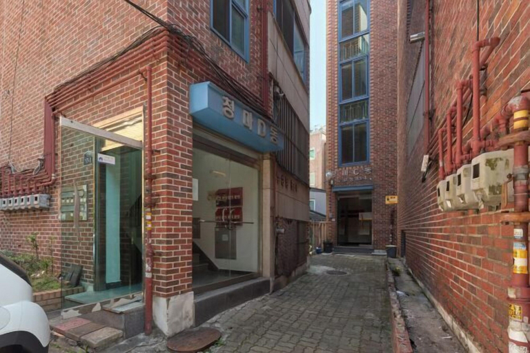 Exterior, Sohwa Mansion [8min STN] / Luggage Keep available, Jongno