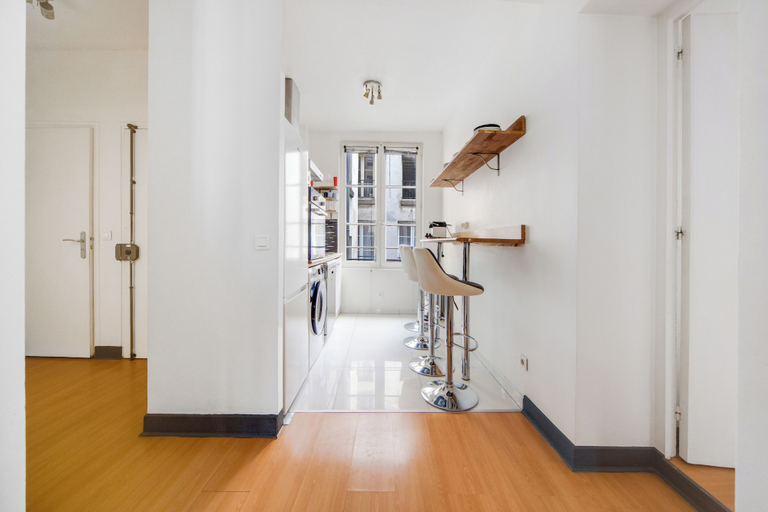 Private kitchen 3, LOMBARDS BUILDING, Paris
