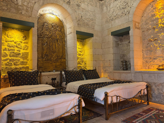 Room 5, Liora Hotel, Merkez