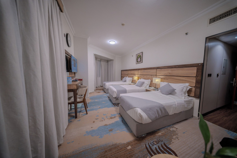 Bedroom 4, sebal almasi hotel, Al Madinah Al Munawwarah