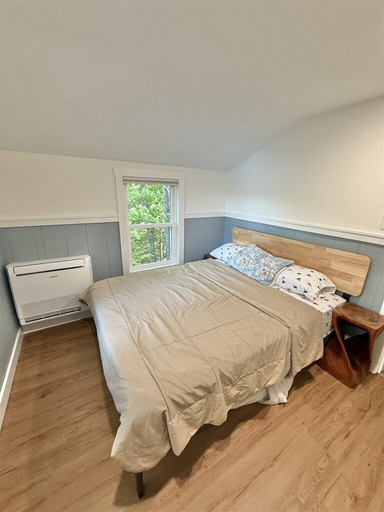 Room 2, Joyfull Camp Limit 10 4 Bedroom Cottage, Cumberland