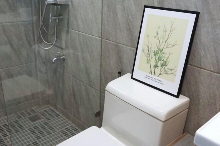 Bathroom 4, 4Beds 4Baths New Renovated Entire House BTS Ekkamai, Wattana