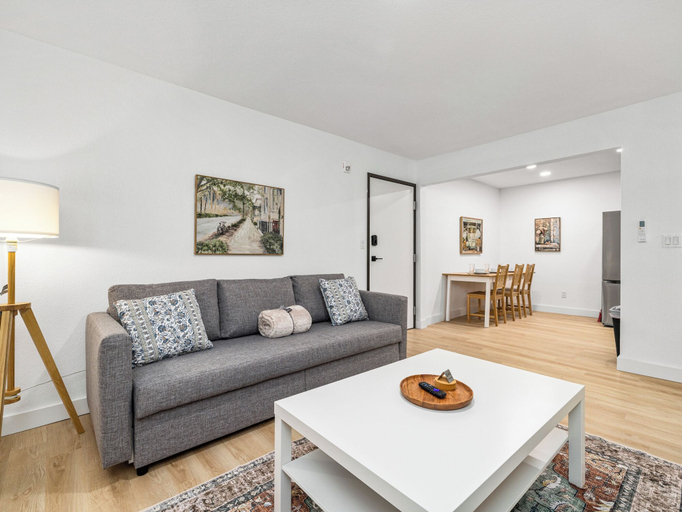 Living area 5, Casitas en Pueblo - Central Lofts, Pueblo