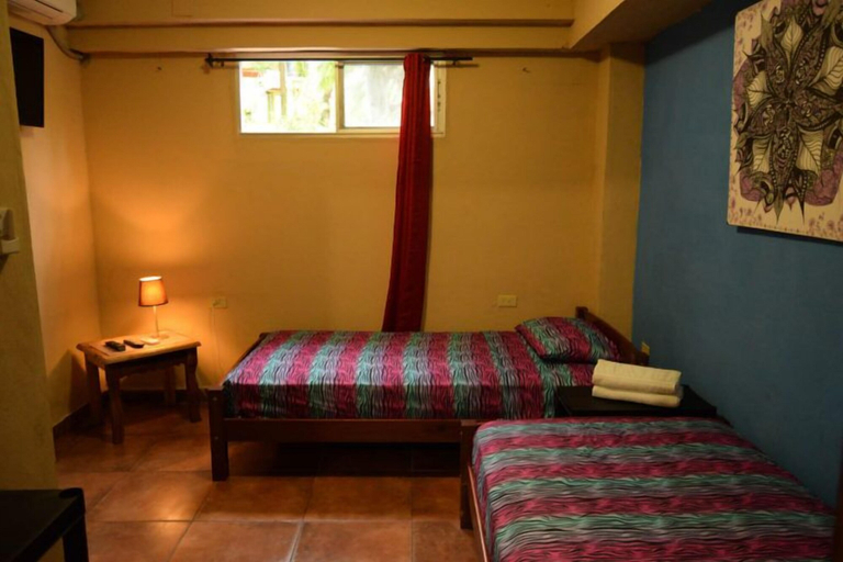 Bedroom 3, Hotel y Restaurante Mama Ines, Soná