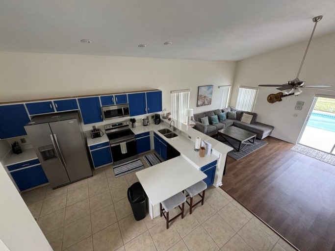 Private kitchen 3, Lakeview Villa 5 Bedroom Home, Polk