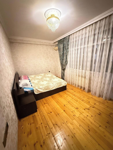 Room 2, Qesr iki, Baku