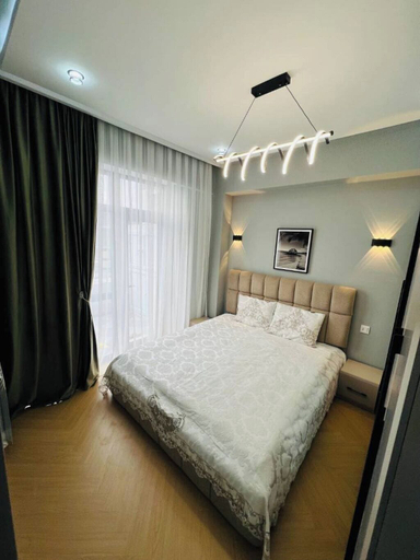 Room 3, Lev iki, Baku