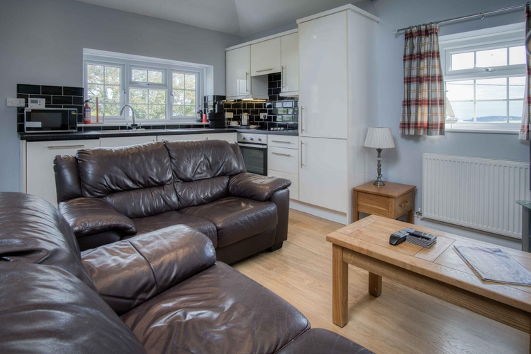 Floor plan 2, The Granary - 2 Bedroom Cottage - Penally, Pembrokeshire