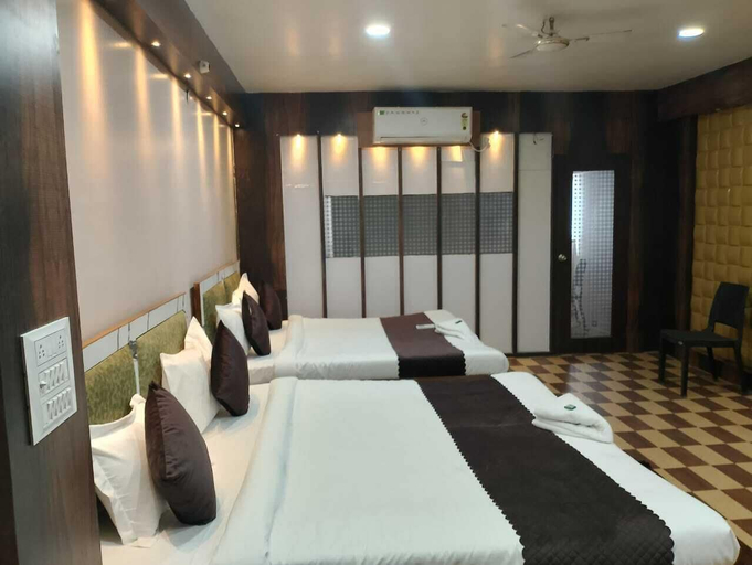 Room 3, Akay Guest House, Varanasi