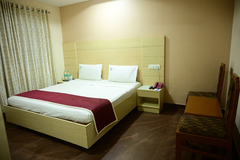 Bedroom 5, Hotel Pams Mayiladuthurai, Nagappattinam