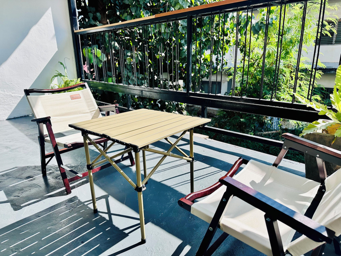 Balcony view, Muulao Hostel, Vientiane