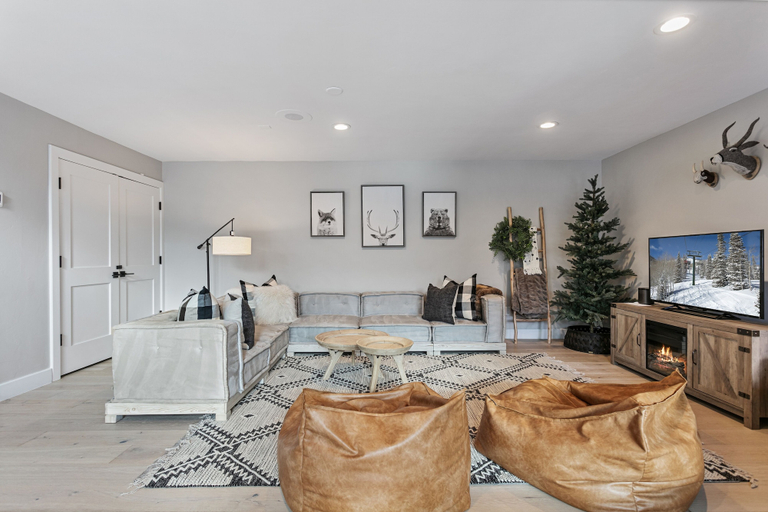 Living area 4, 1207 - Four Bedroom with Spa Pinnacle 4 Condo, Summit