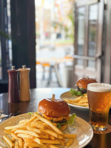 Food & Drinks 5, Courthouse Hotel, Sydney