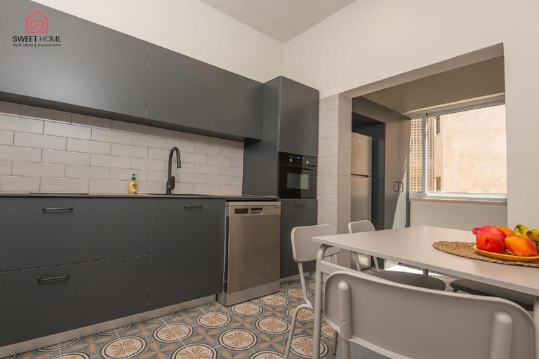 Private kitchen 5, Sea view apartment with balcony