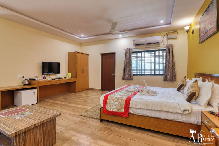 Bedroom 3, Tiger King Resort, Chandrapur