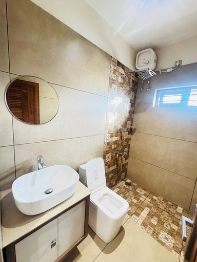 Bathroom 4, Gypsie Cottage, The Nilgiris