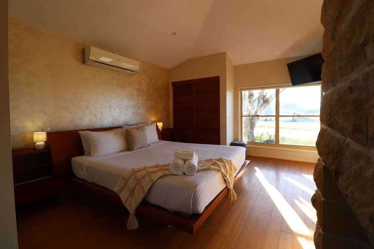 Room, Summergrove Estate, Tweed - Pt B
