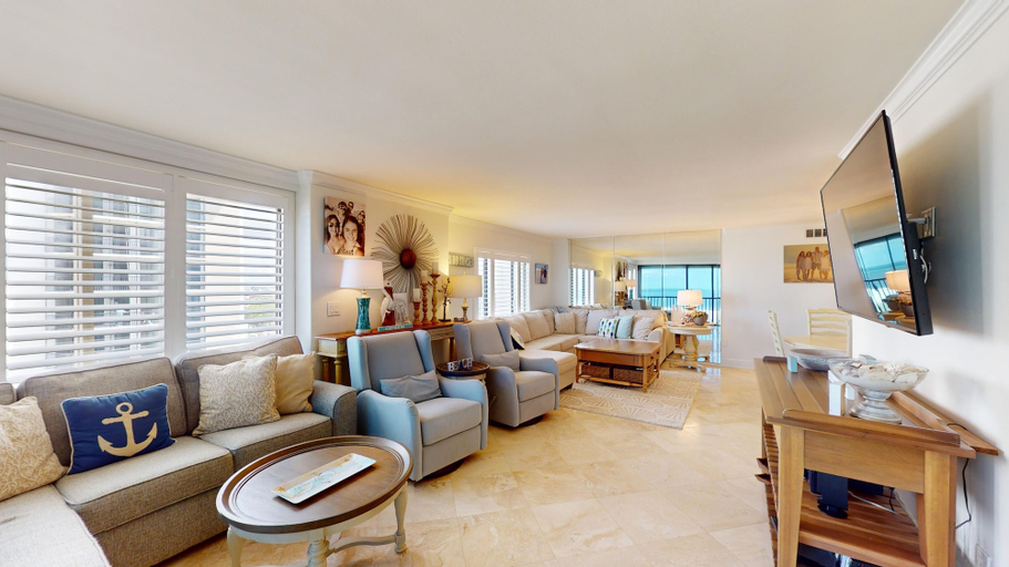 Living area 4, Sandarac 502b: Beachfront 3br Condo W/ Pool & Views 3 Bedroom Condo, Lee
