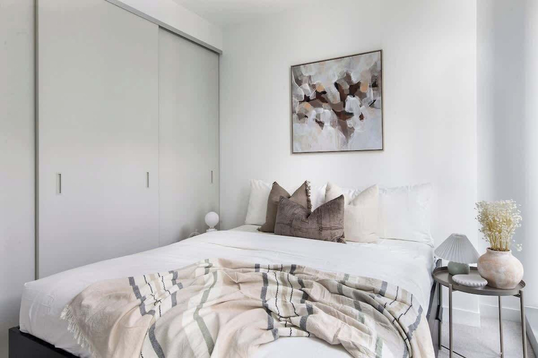 Interior 5, Chic 2BR Apt Opposite Southern Cross, City Views, Melbourne