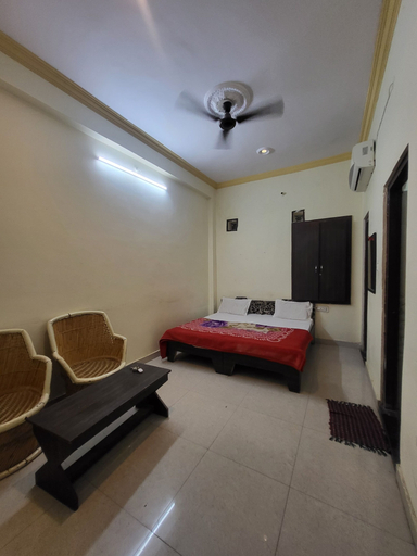 Room 4, RV Stay Pushkar, Ajmer