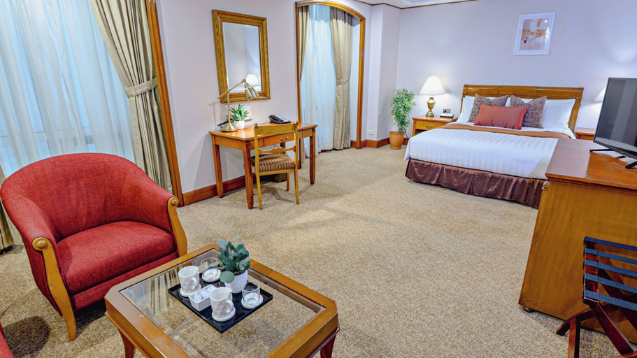 Room 2, Ortigas CBD Near Business & Shopping Hubs, Pasig City