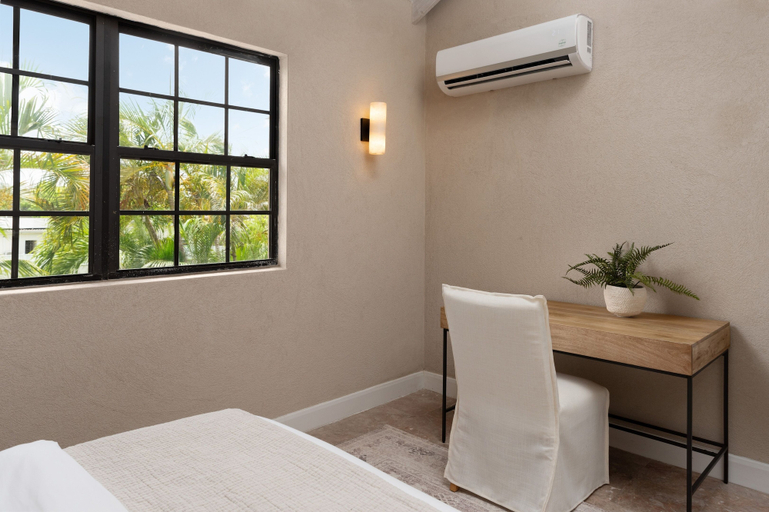 Room 2, Luxe Retreat With Private Pool - The June 4 Bedroom Villa