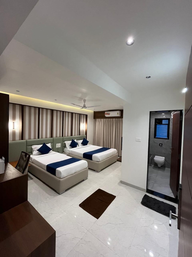 Room 3, Hotel Sai Residency, Pune