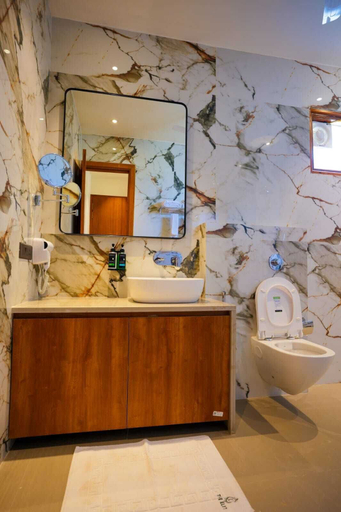 Bathroom 5, THE ELET, Amritsar