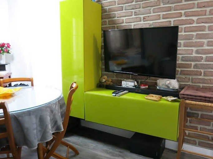 Room 2, Charme Belfort Citycosy, Seine-Saint-Denis