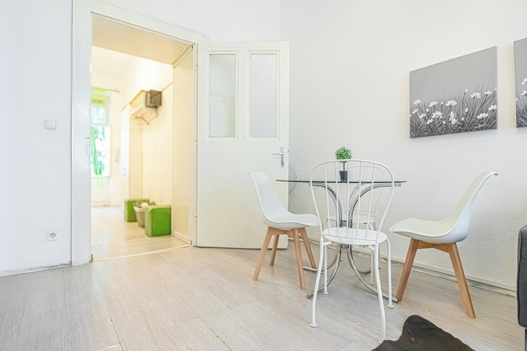 Living room 2, Cozy 1BR Haven Perfect for Long Stay, Wien