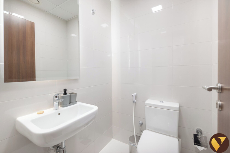 Bathroom 2, Vogue | Jeewar By Badr JVC near Circle Mall, Dubai