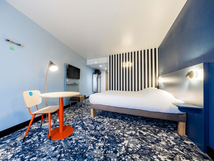 Bedroom 3, greet Hotel Paris 13 Porte d'Italie, Val-de-Marne