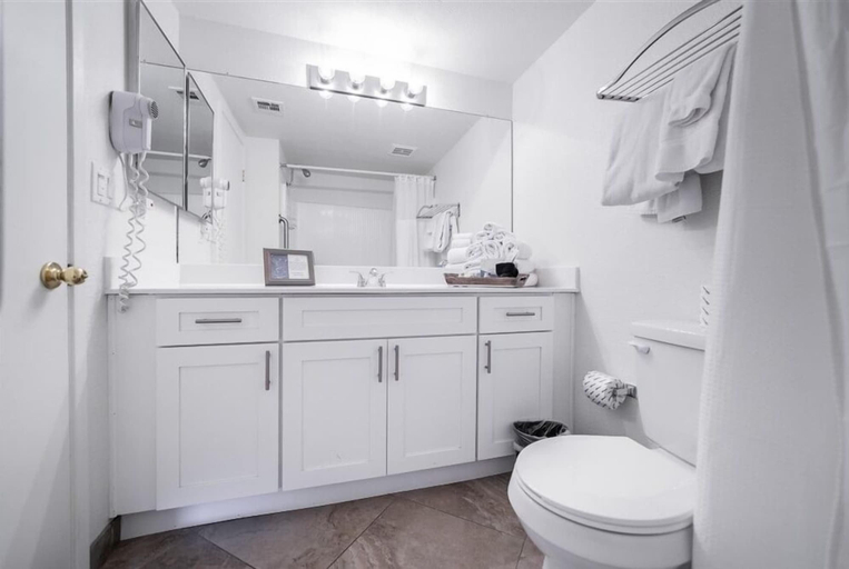 Bathroom 2, 222 Fully Furnished with WiFi by RedAwning, Maricopa