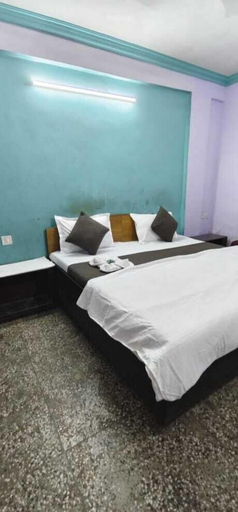 Room 5, Hotel Rajshila, Kaushambi