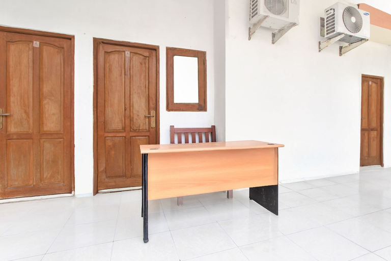 Reception 4, Hotel O Oteng Stay, Semarang