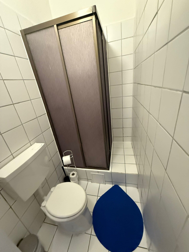Bathroom 4, Smart 2BR Apt 10 Min from Westbahnhof, Wien