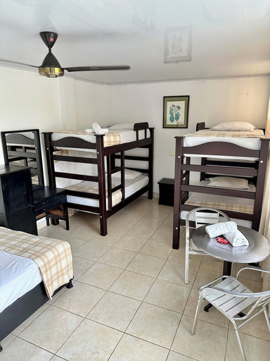 Room 3, HOTEL AVENIDA 15, Melgar
